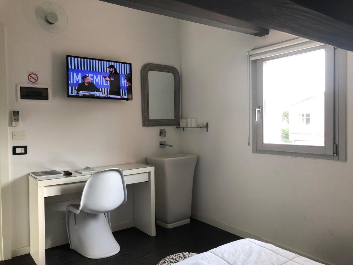 The Edwards Suites Сен Тропе Екстериор снимка